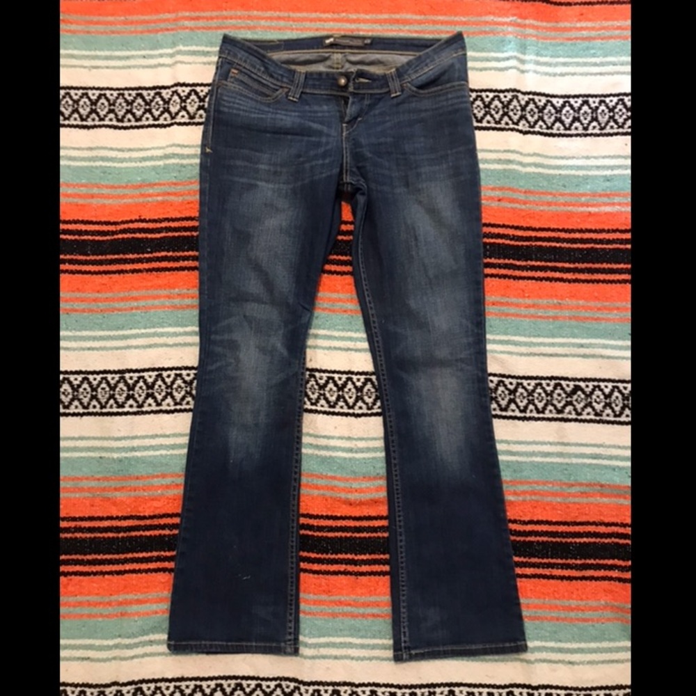 🖤 gently worn jeans 🖤